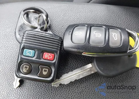 2011 Ford Focus Se z USA, uszkodzony, nr VIN 1FAHP3FN1BW192747